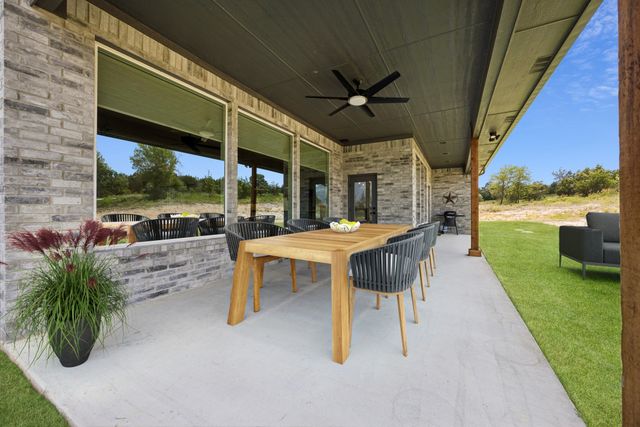 3004 Parker Meadows Court, Weatherford, TX 76088