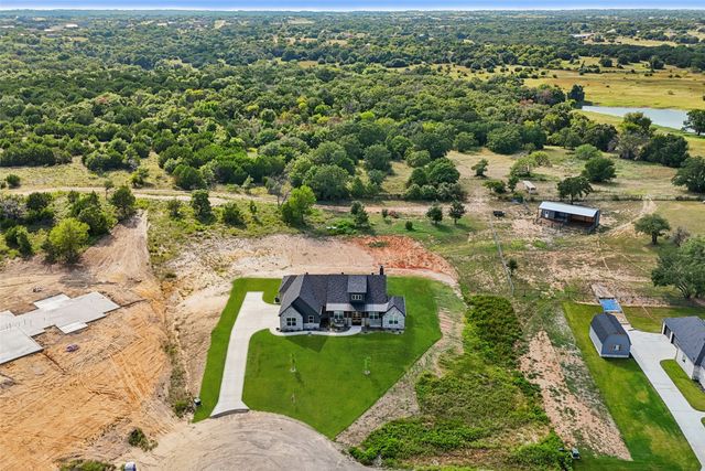 3004 Parker Meadows Court, Weatherford, TX 76088