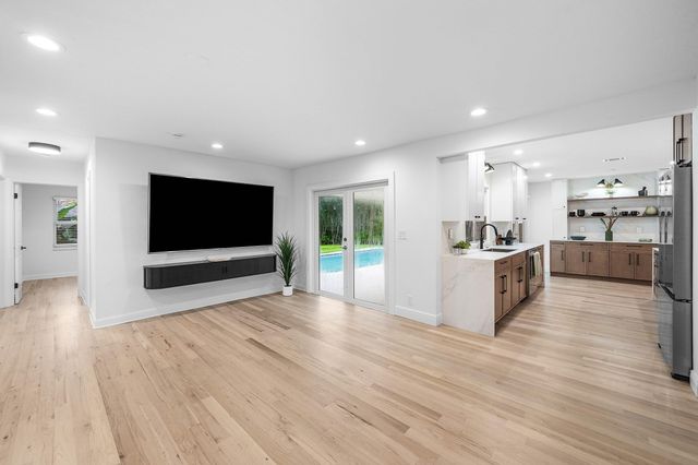 1551 SW 10th Street, Boca Raton, FL 33486