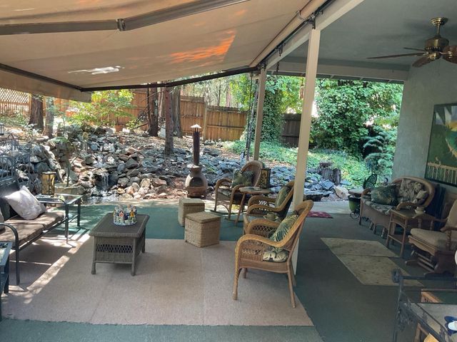 14207 Tim Burr Ln, Grass Valley, CA 95945