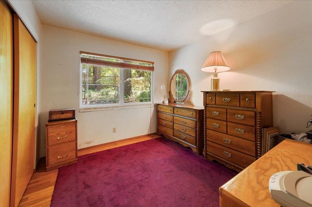 14207 Tim Burr Ln, Grass Valley, CA 95945