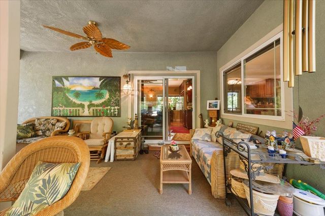 14207 Tim Burr Ln, Grass Valley, CA 95945
