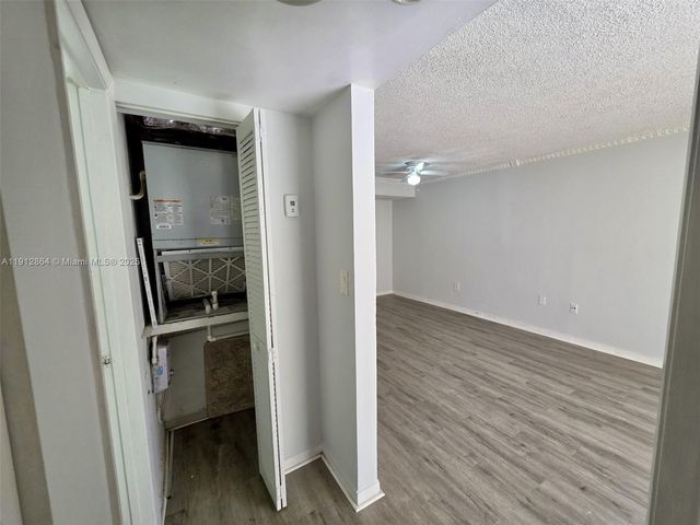 8321 NW 7th St 1-108, Miami, FL 33126