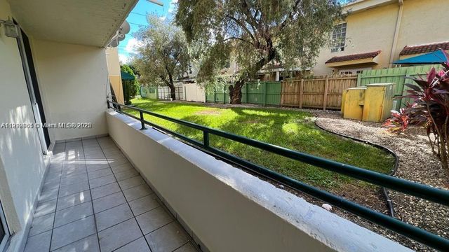 8321 NW 7th St 1-108, Miami, FL 33126