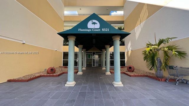 8321 NW 7th St 1-108, Miami, FL 33126