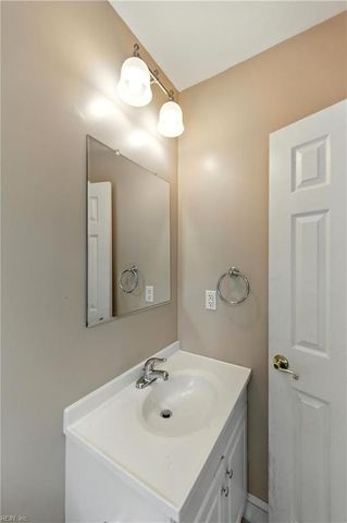 3608 Shell RD, Hampton, VA 23661