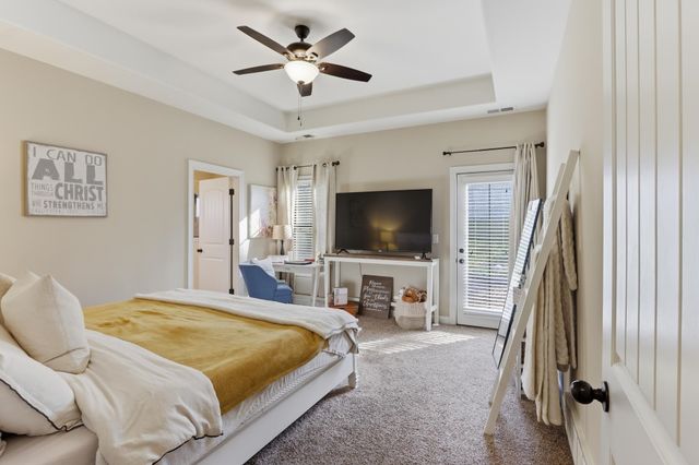 8285 FLETCHER RIDGE LN, Bartlett, TN 38133