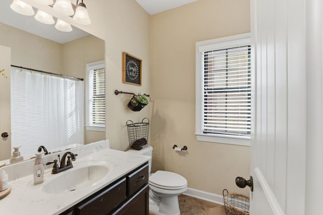 8285 FLETCHER RIDGE LN, Bartlett, TN 38133