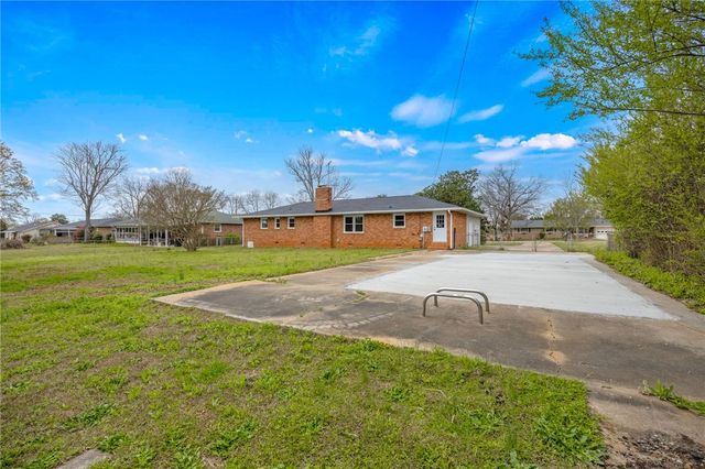 313 Rhodehaven Drive, Anderson, SC 29625