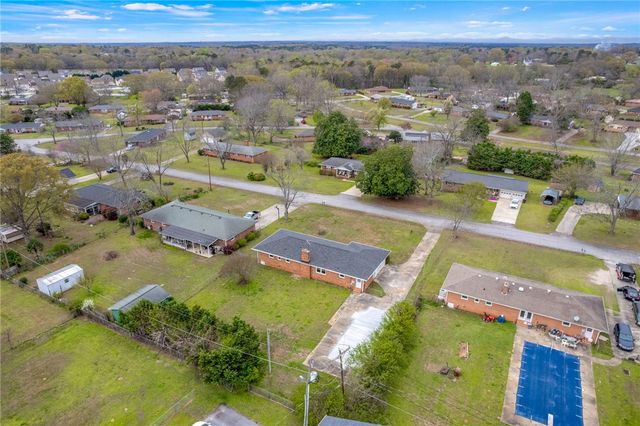 313 Rhodehaven Drive, Anderson, SC 29625