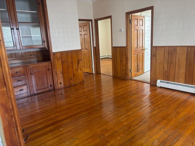 87 Smith, Fall River, MA 02721
