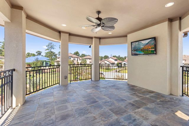 13 Pleasant Shadows Drive, Spring, TX 77389