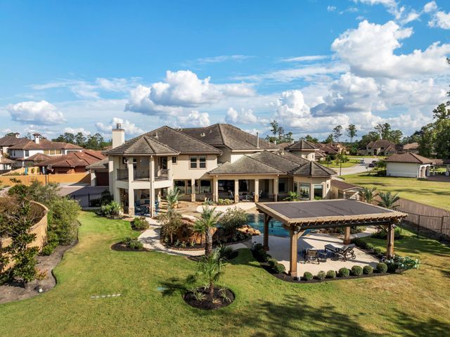 13 Pleasant Shadows Drive, Spring, TX 77389