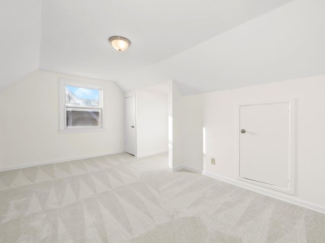 2433 S 17th Avenue, Broadview, IL 60155