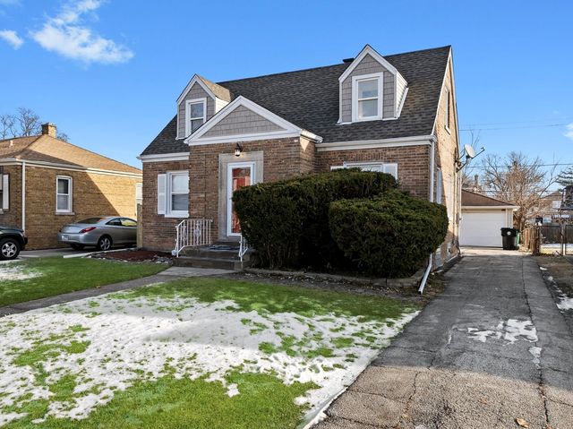 2433 S 17th Avenue, Broadview, IL 60155