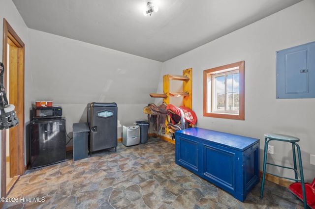 108 Young Rider Lane, Grandy, NC 27939