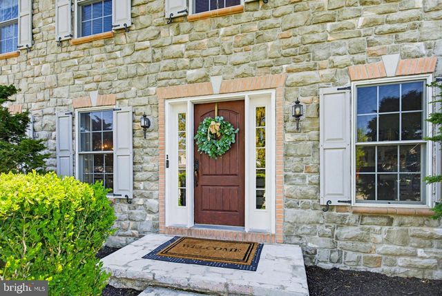 40 JEWEL DR, Mount Joy, PA 17552