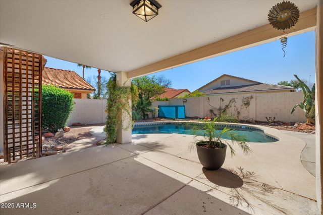 1683 W MAPLEWOOD Street, Chandler, AZ 85286