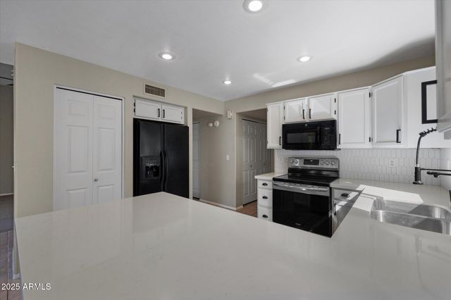 1683 W MAPLEWOOD Street, Chandler, AZ 85286