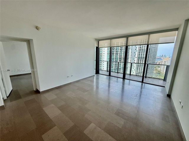 68 SE 6th Street 2707, Miami, FL 33131