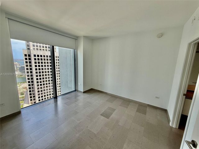 68 SE 6th Street 2707, Miami, FL 33131