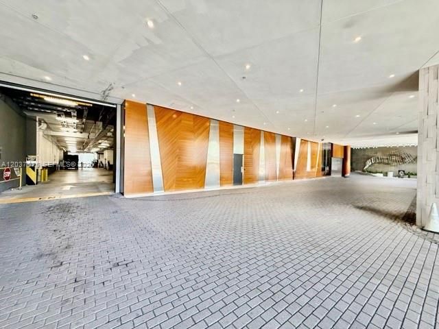 68 SE 6th Street 2707, Miami, FL 33131