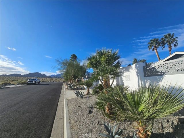 54925 Avenida Alvarado, La Quinta, CA 92253