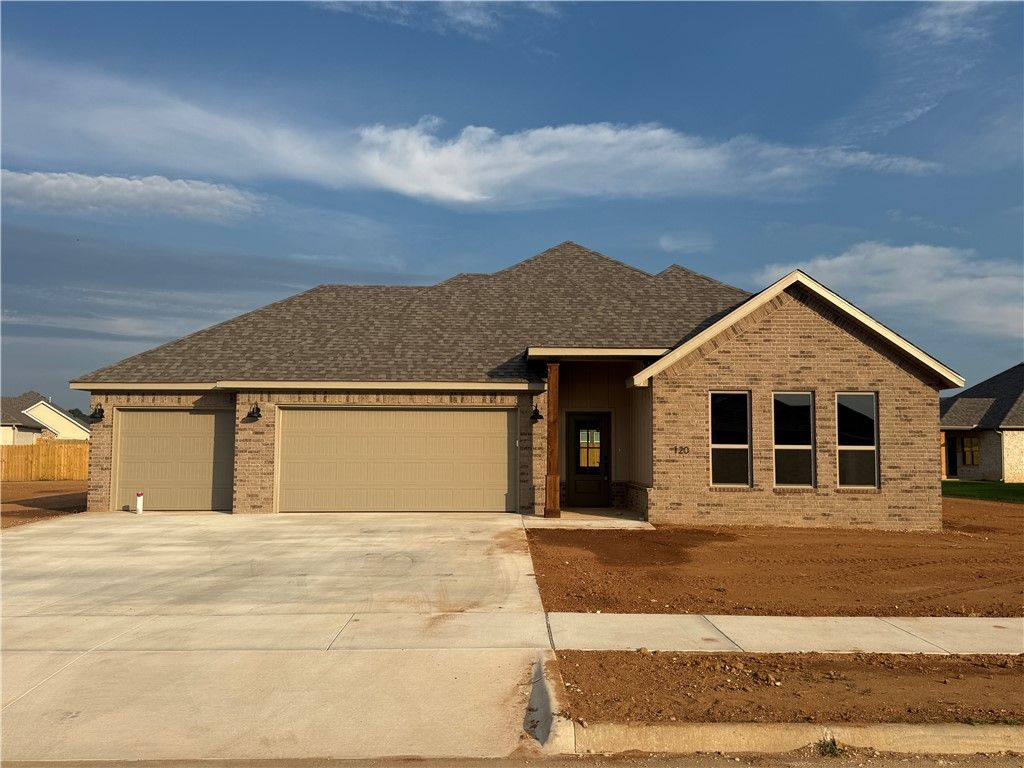 120 Bloodhound Avenue, Farmington, AR 72730
