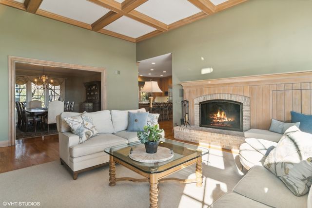65 ROUND BARN Road, Barrington Hills, IL 60010