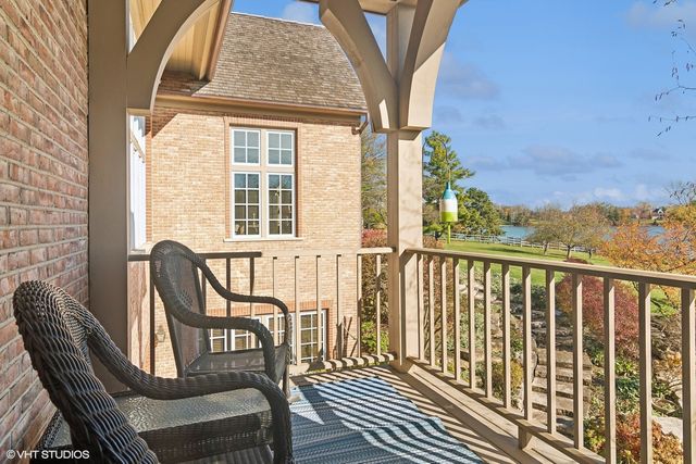 65 ROUND BARN Road, Barrington Hills, IL 60010