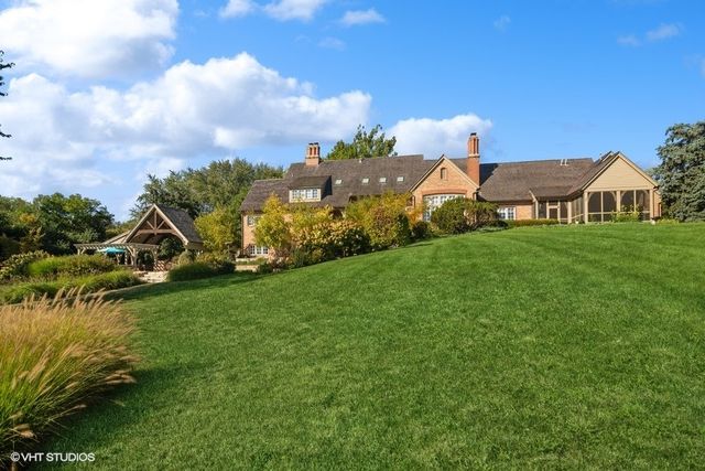65 ROUND BARN Road, Barrington Hills, IL 60010