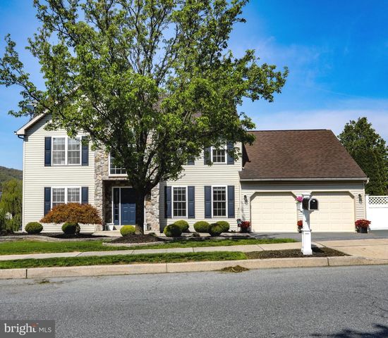 4961 DUNHAM DR, Reading, PA 19606