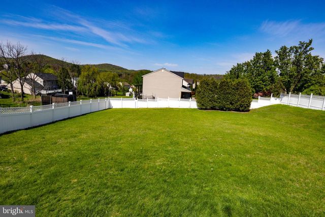 4961 DUNHAM DR, Reading, PA 19606