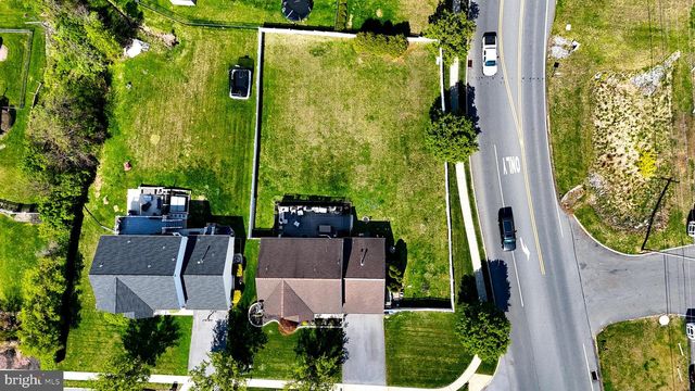 4961 DUNHAM DR, Reading, PA 19606
