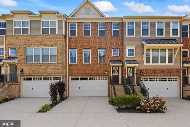 25333 WAKESTONE PARK TER, Chantilly, VA 20152