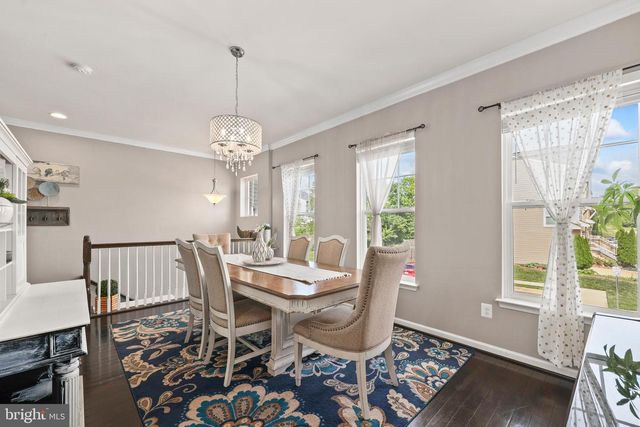 25333 WAKESTONE PARK TER, Chantilly, VA 20152