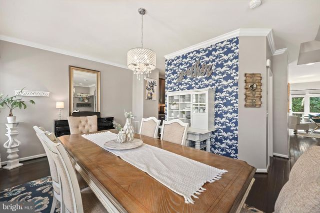 25333 WAKESTONE PARK TER, Chantilly, VA 20152