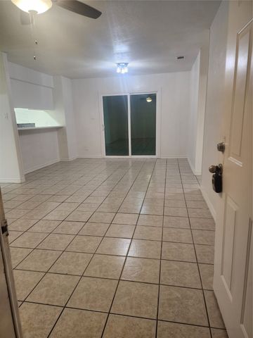 3900 Camelot Street D, Denton, TX 76209