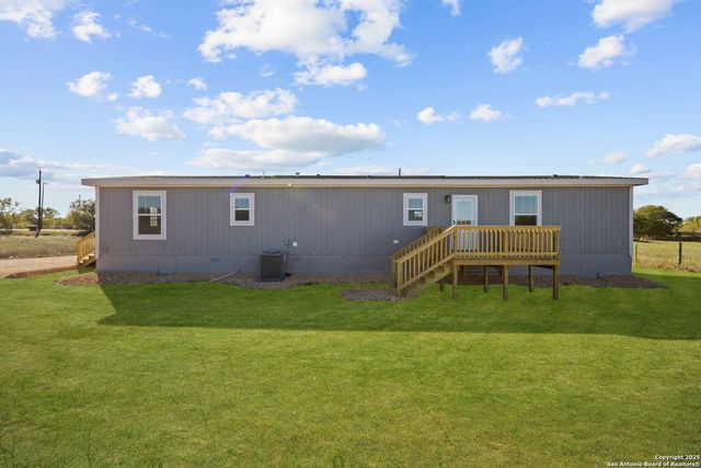 2354 Stevens Rd, Somerset, TX 78069