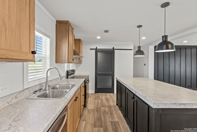 2354 Stevens Rd, Somerset, TX 78069