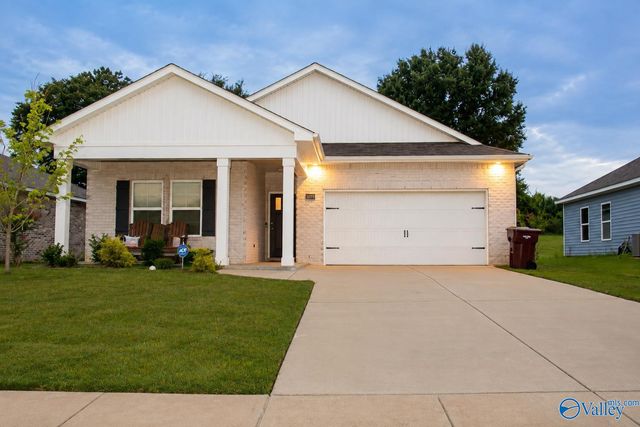 18876 Wicklow Circle, Athens, AL 35613