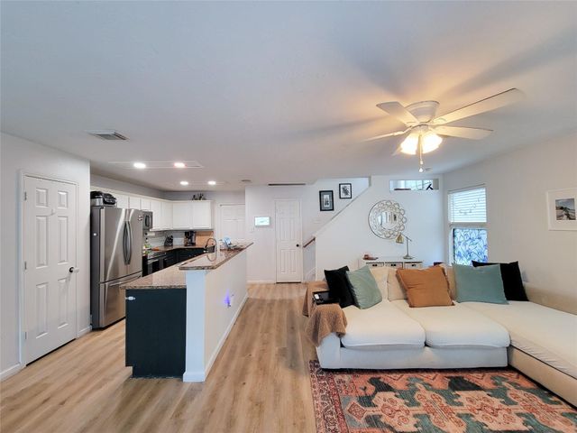 42 Wineberry Place, Spring, TX 77382