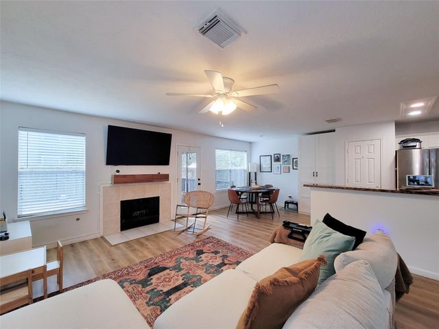 42 Wineberry Place, Spring, TX 77382