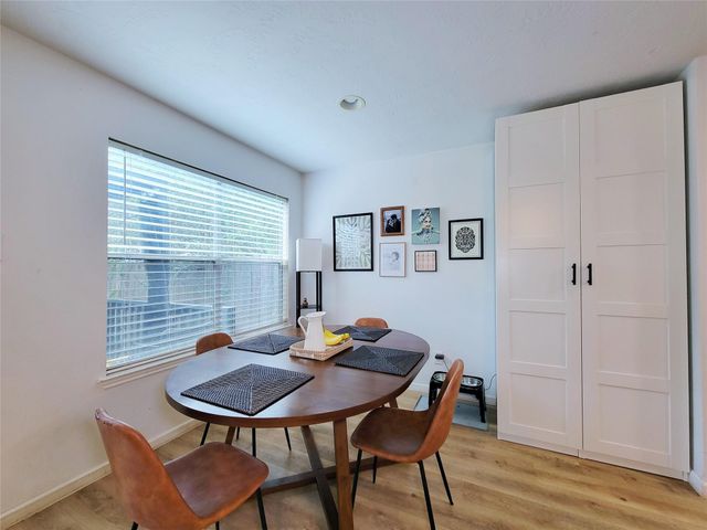 42 Wineberry Place, Spring, TX 77382