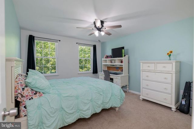 15530 WHEATFIELD RD, Woodbridge, VA 22193