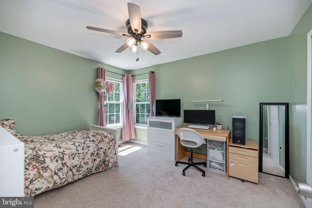 15530 WHEATFIELD RD, Woodbridge, VA 22193