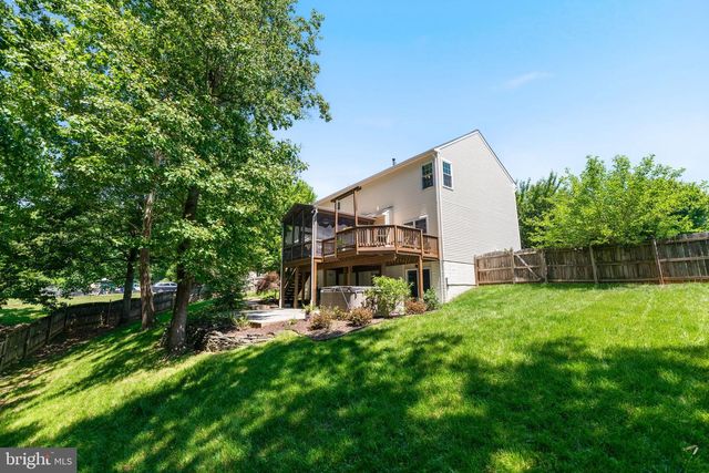 15530 WHEATFIELD RD, Woodbridge, VA 22193