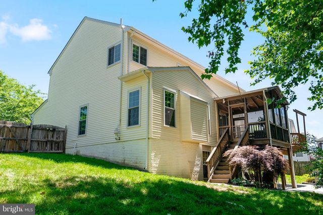 15530 WHEATFIELD RD, Woodbridge, VA 22193