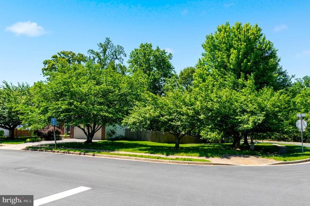 15530 WHEATFIELD RD, Woodbridge, VA 22193