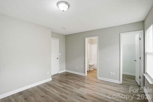 2306 Jordi Way, Charlotte, NC 28213